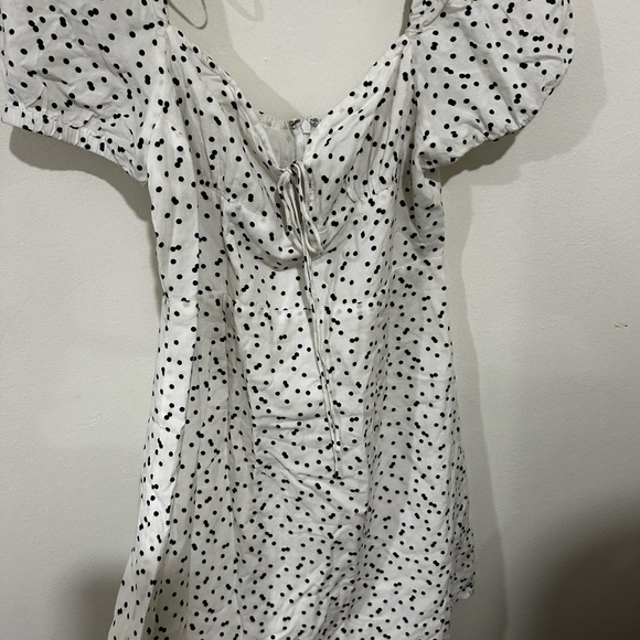 Simons dress - Picture 1 of 4